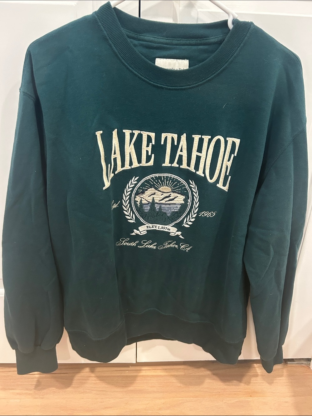 Abercrombie & Fitch Lake Tahoe Dark Teal Graphic Crewneck